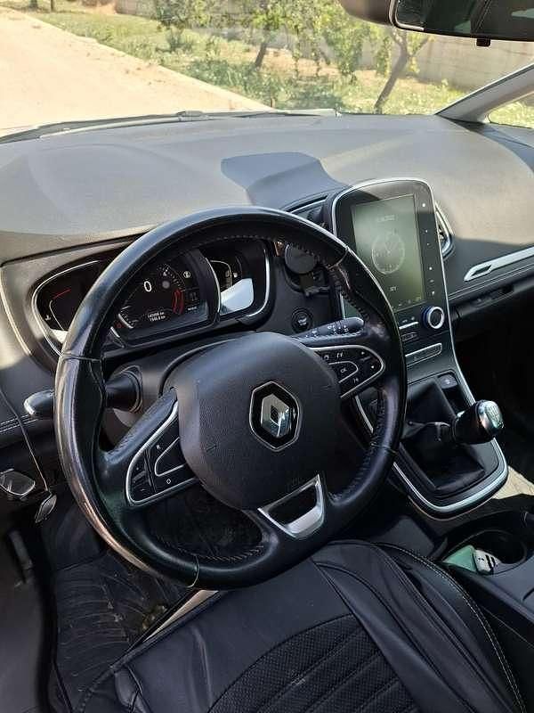 Usata Renault Grand Scénic IV Intens 110 CV (80 kW) 2017 Monovolume
