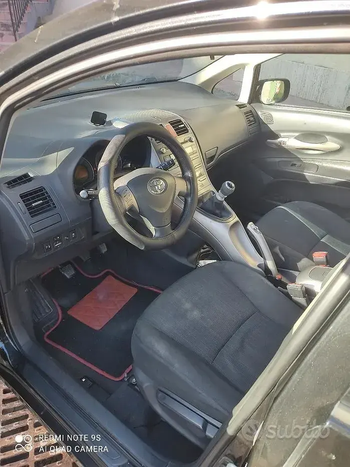 Usata Toyota Auris Sol 126 CV (92 kW) 2008 Nero Utilitaria