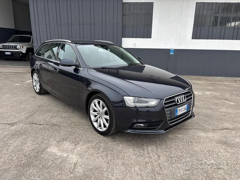 Usata Audi A4 Advanced 177 CV (130 kW) 2012 Blu Station wagon