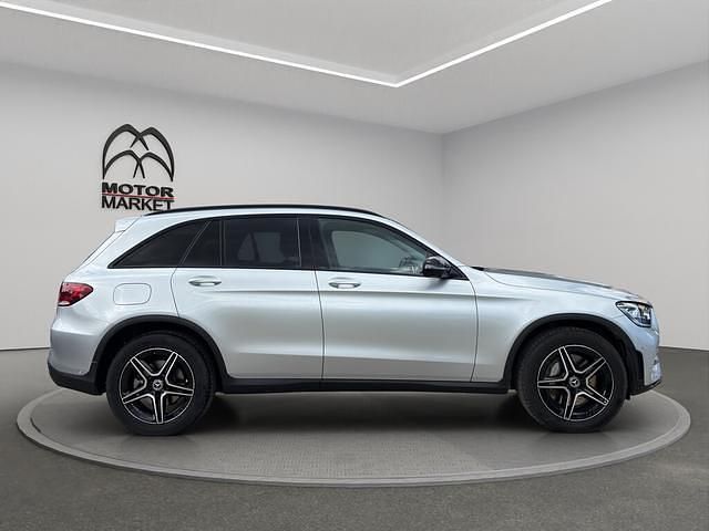 Usata Mercedes GLC300e Premium 258 CV (189 kW) 2020 Argento SUV