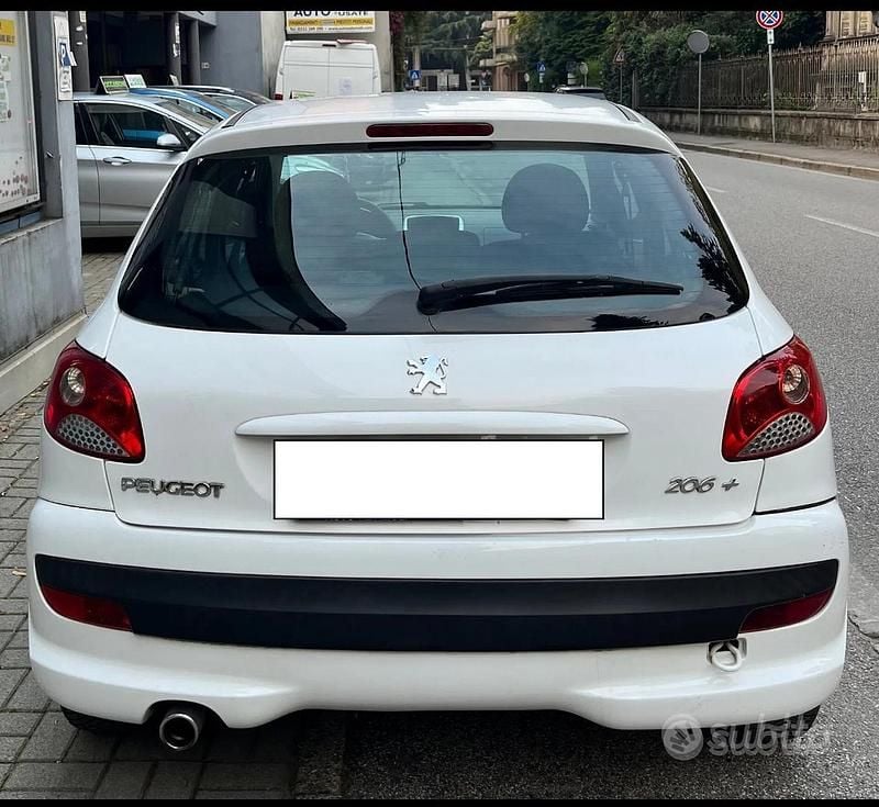 Usata Peugeot 206+ 60 CV (44 kW) 2012 Bianco Utilitaria