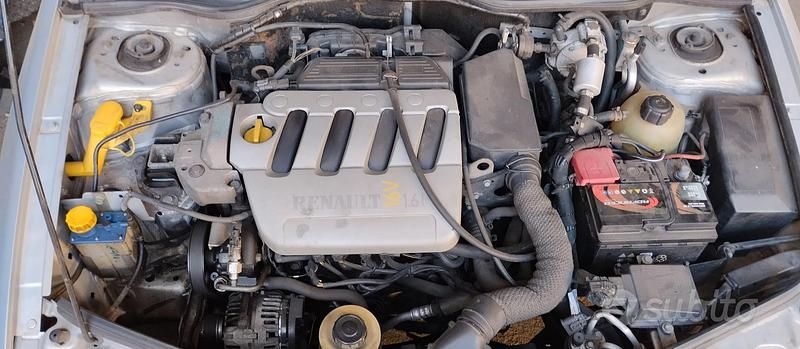 Usata Renault Mégane Coupé 107 CV (78 kW) 2002 Coupé