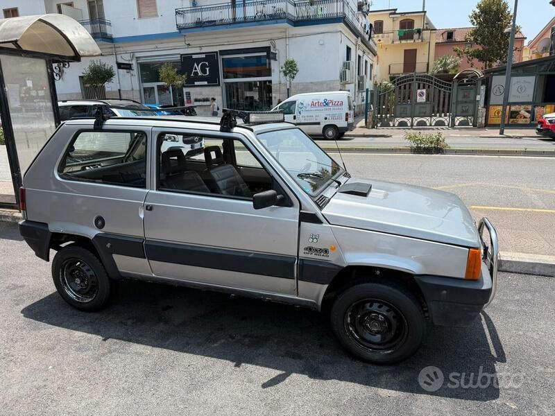 Usata Fiat Panda 4x4 50 CV (36 kW) 1987 Grigio Utilitaria