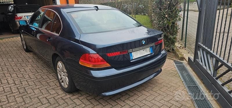 Usata BMW 730 230 CV (169 kW) 2003 Blu Berlina