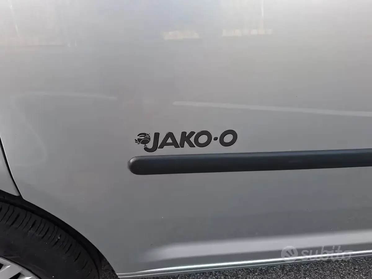 Usata VW Caddy 102 CV (75 kW) 2013 Grigio Monovolume