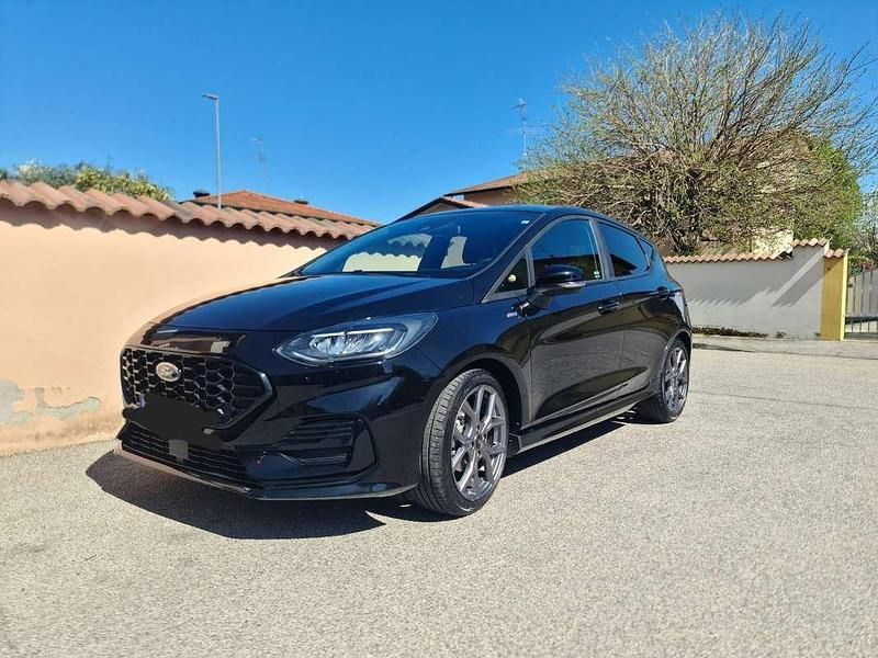 Nero Usata 2022 Ford Fiesta ST-Line Berlina | 13.600 € (Buon prezzo) - Immagine 1/4