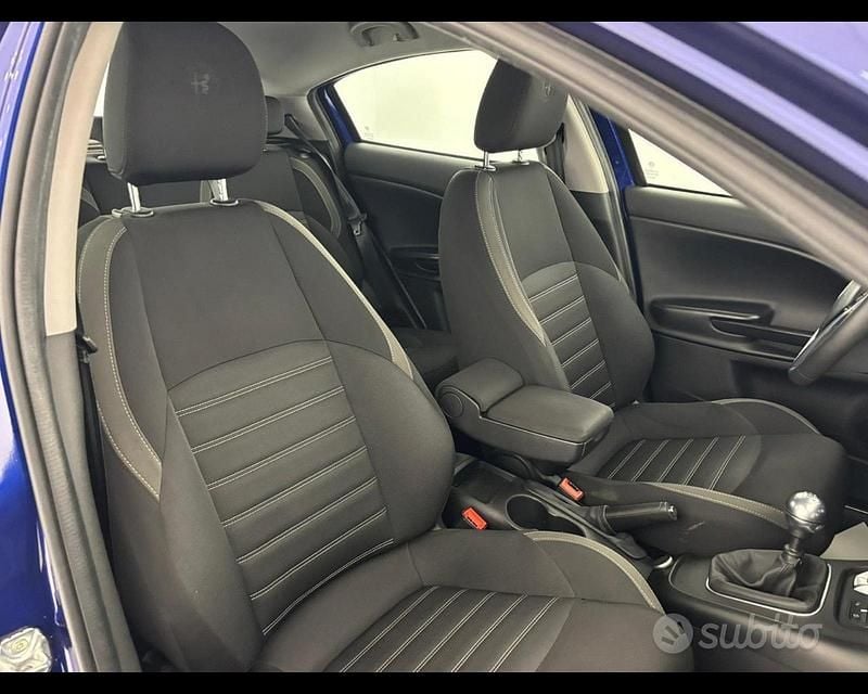 Usata Alfa Romeo Giulietta Super 120 CV (88 kW) 2019 Grigio Utilitaria