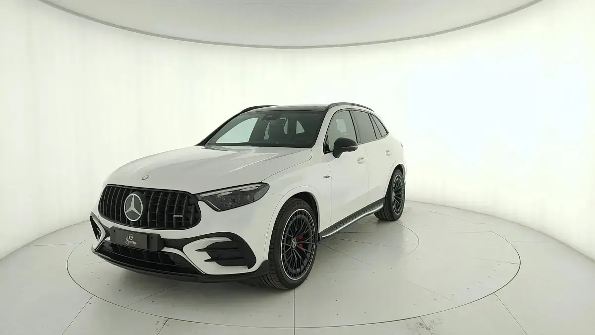 Nuova Mercedes GLC43 AMG AMG Line Premium 422 CV (310 kW) 2026 Bianco opalite bright manufakt SUV