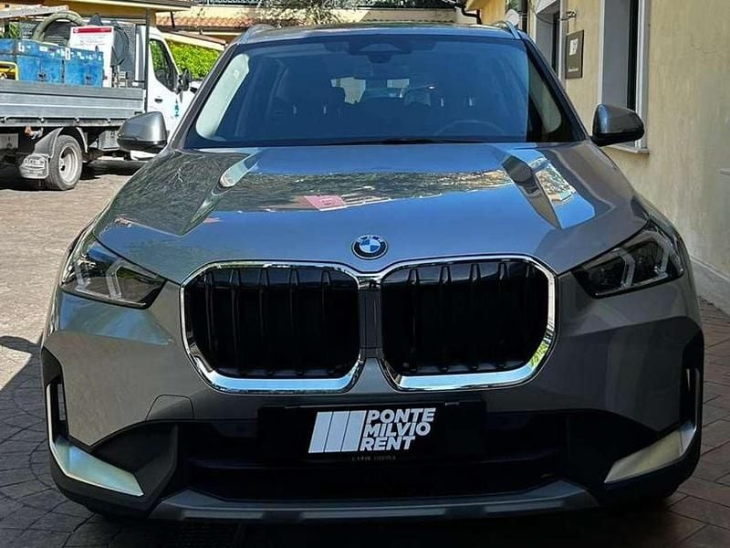 Usado BMW X1 156 CV (114 kW) 2023 Gris SUV