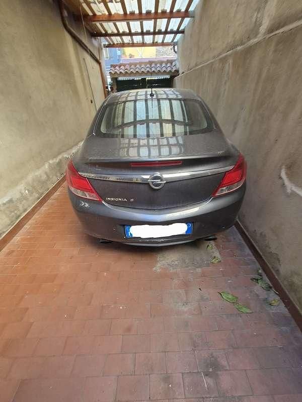 Usata Opel Insignia Cosmo 160 CV (117 kW) 2009 Berlina