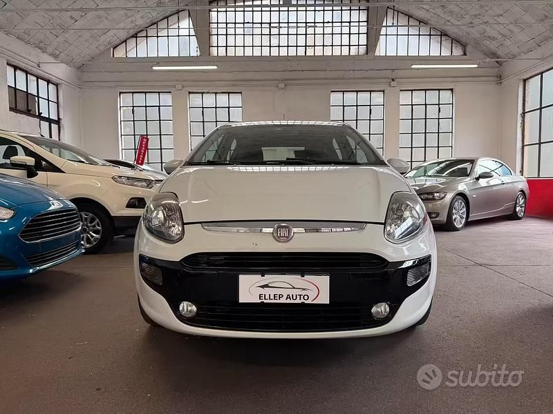 Usata Fiat Punto Evo S 69 CV (50 kW) 2011 Bianco Utilitaria