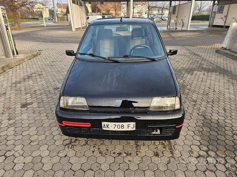 Nero Usata 1996 Fiat Cinquecento Due volumi | 5000 € - Immagine 1/4