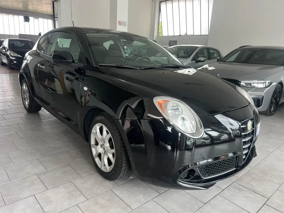 Usata Alfa Romeo MiTo Progression 105 CV (77 kW) 2010 Nero Utilitaria