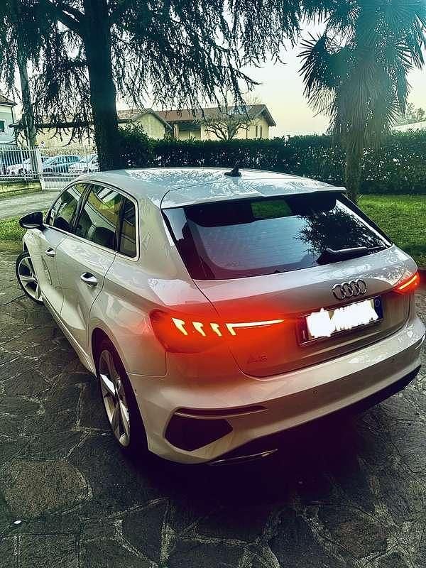 Usata Audi A3 S-Line 116 CV (85 kW) 2022 Bianco Berlina