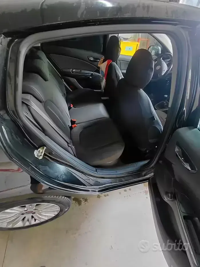 Usata Fiat Bravo 120 CV (88 kW) 2010 Nero Utilitaria