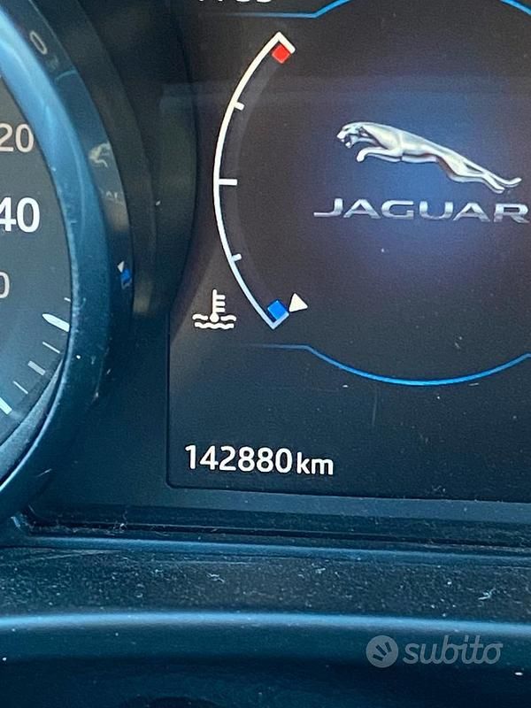Usata Jaguar XE 163 CV (119 kW) 2016 Nero Berlina