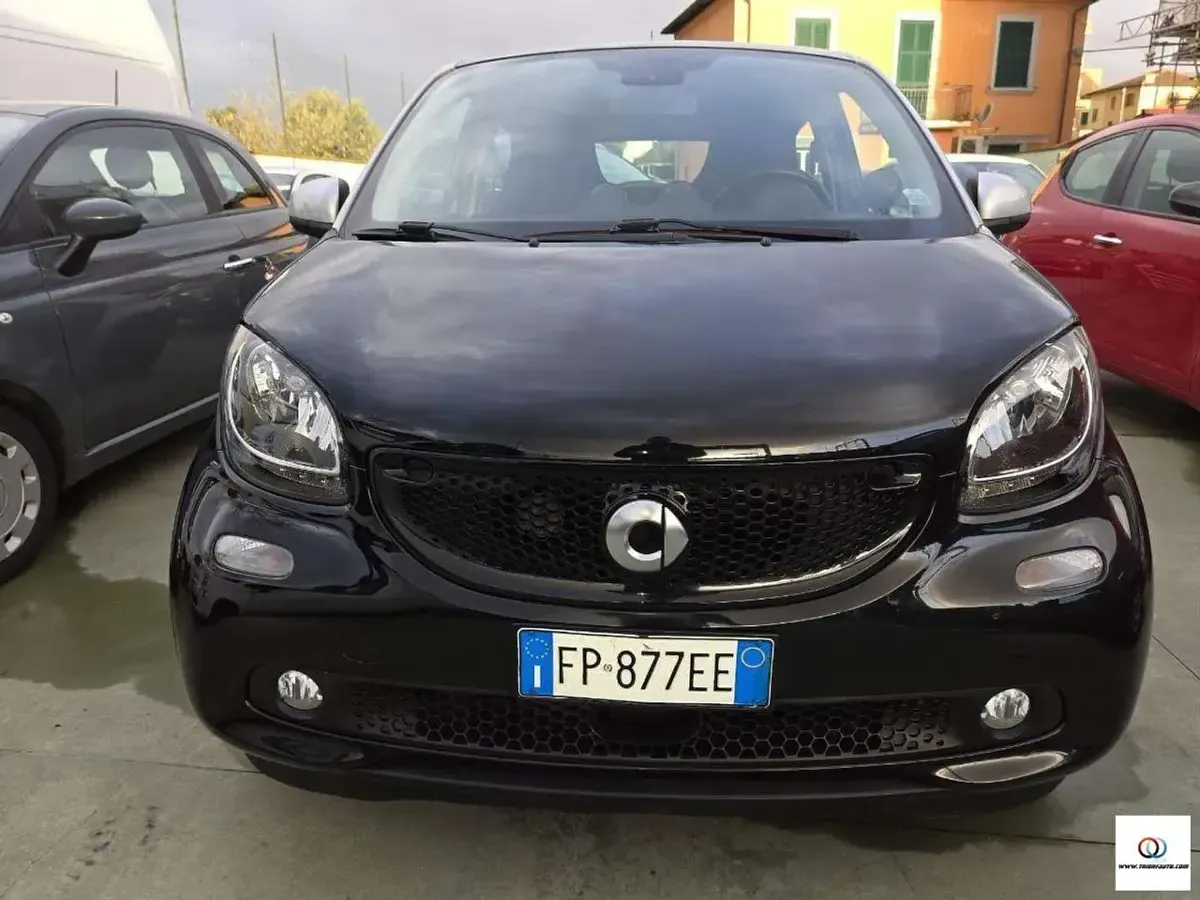 Usata Smart ForFour Passion 71 CV (52 kW) 2018 Nero Utilitaria