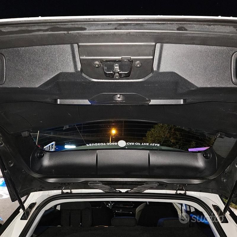 Usata Peugeot 3008 120 CV (88 kW) 2017 Bianco Berlina