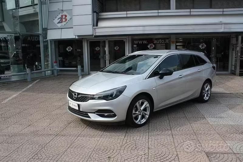 Usata Opel Astra S 122 CV (89 kW) 2022 Grigio Station wagon