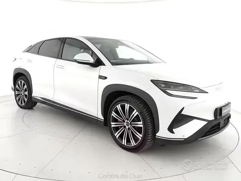 Nuova BYD Sealion 7 389 kW (530 CV) 2026 Bianco SUV