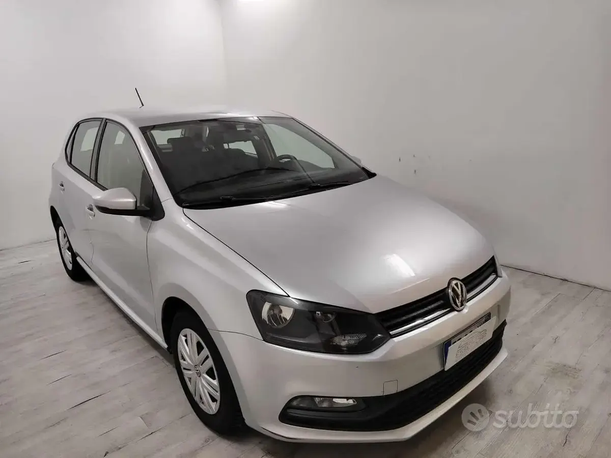 Usata VW Polo Trendline 60 CV (44 kW) 2016 Grigio Berlina