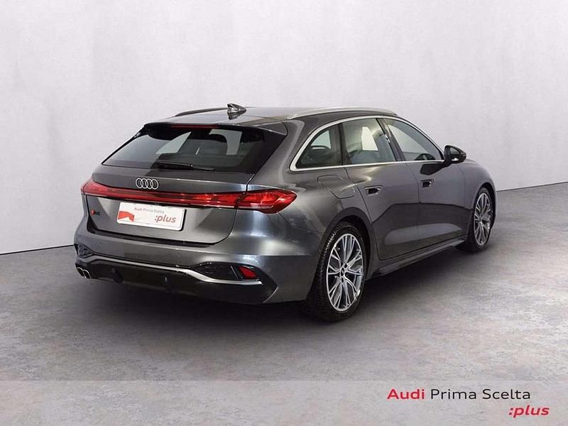 Usata Audi A5 S-Line 204 CV (150 kW) 2024 Grigio daytona perlato Station wagon