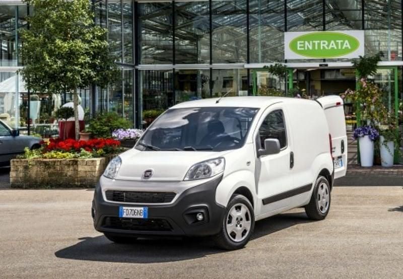 Usata Fiat Fiorino 80 CV (58 kW) 2017 Bianco Monovolume