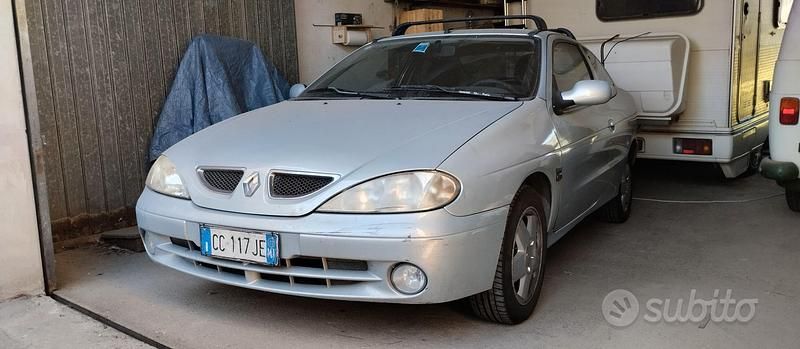 Usata Renault Mégane Coupé 107 CV (78 kW) 2002 Coupé