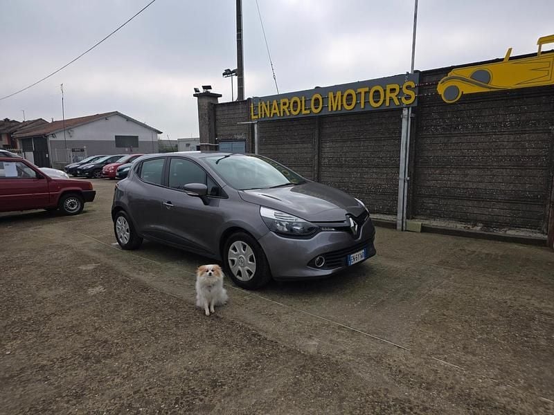 Usata Renault Clio IV 74 CV (54 kW) 2012 Blu Berlina