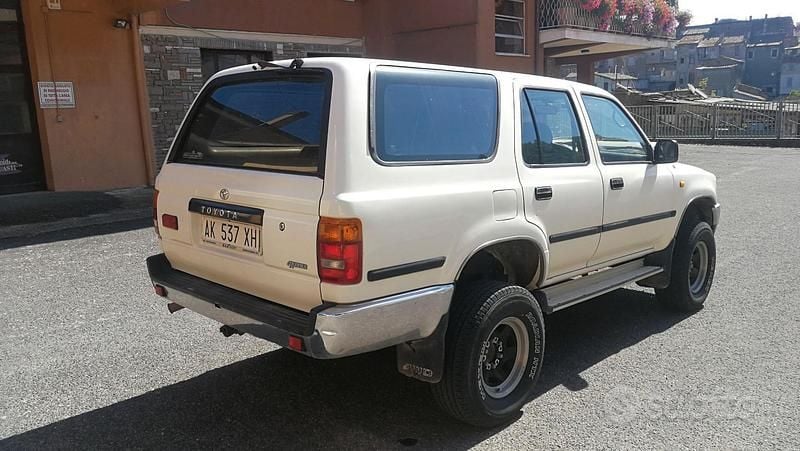 Usata Toyota 4 Runner 90 CV (66 kW) 1996 Bianco SUV