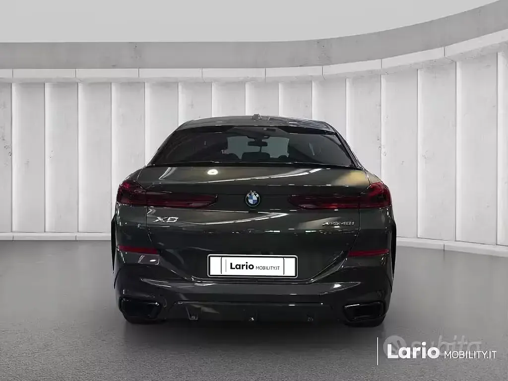 Usata BMW X6 M Sport 381 CV (280 kW) 2023 Grigio SUV