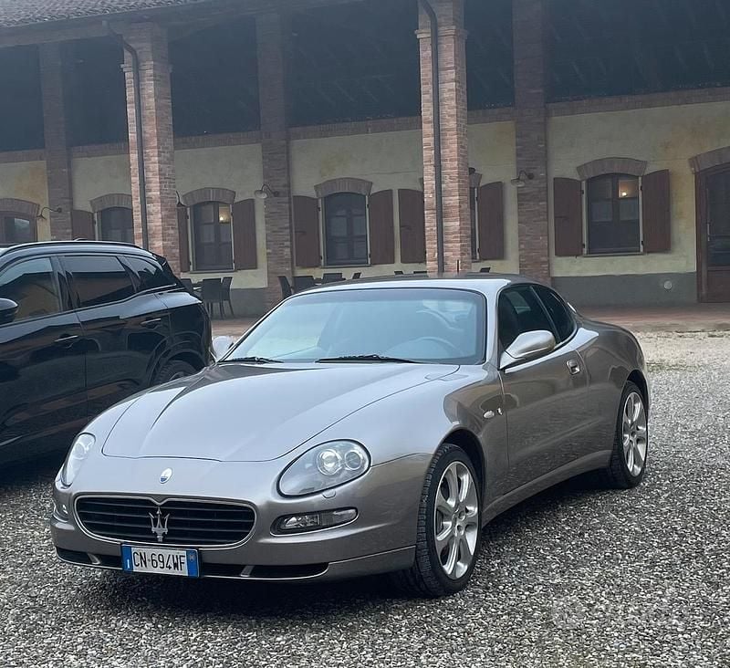 Usata Maserati Coupé 390 CV (286 kW) 2004 Grigio Coupé