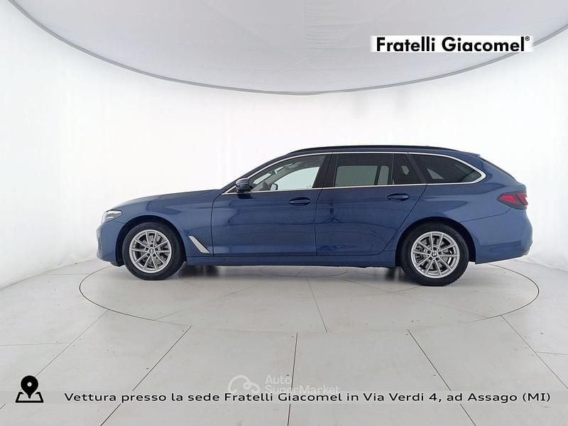 Usata BMW 520 Comfort Edition 190 CV (139 kW) 2022 Bleu Station wagon