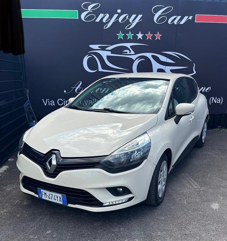 Usata Renault Clio IV Life 89 CV (65 kW) 2018 Beige Berlina