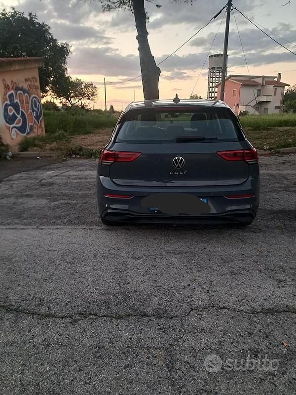Usata VW Golf VII Style 116 CV (85 kW) 2021 Grigio Utilitaria