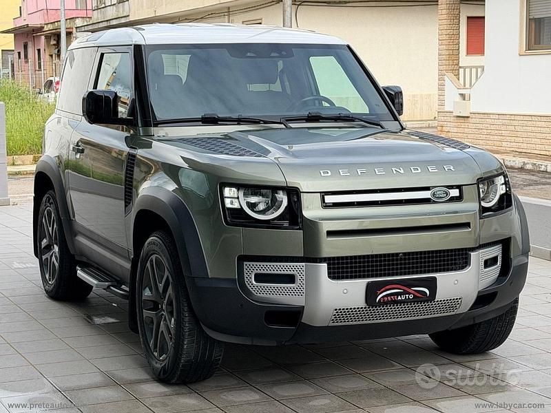Usata Land Rover Defender HSE 200 CV (147 kW) 2021 Verde SUV