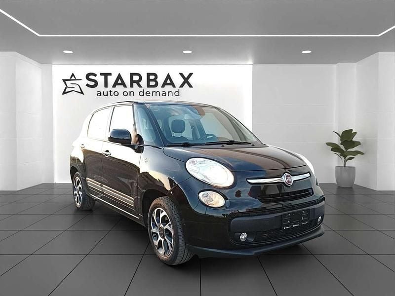 Nero Usata 2016 Fiat 500L Living Monovolume | 9900 € (Buon prezzo) - Immagine 1/4