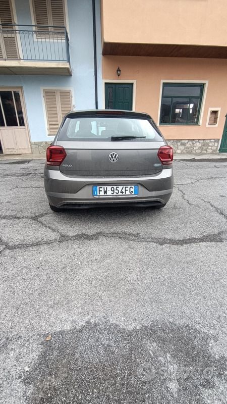 Usata VW Polo 90 CV (66 kW) 2019 Grigio Berlina
