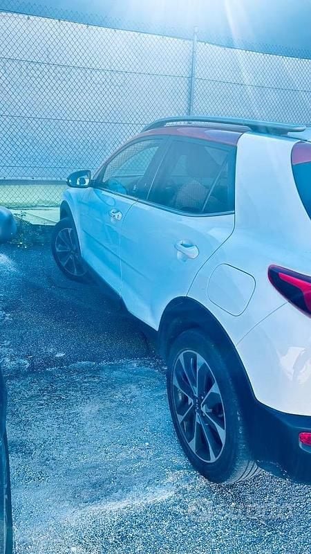 Begagnad Kia Stonic 110 HK (80 kW) 2018 Vit SUV