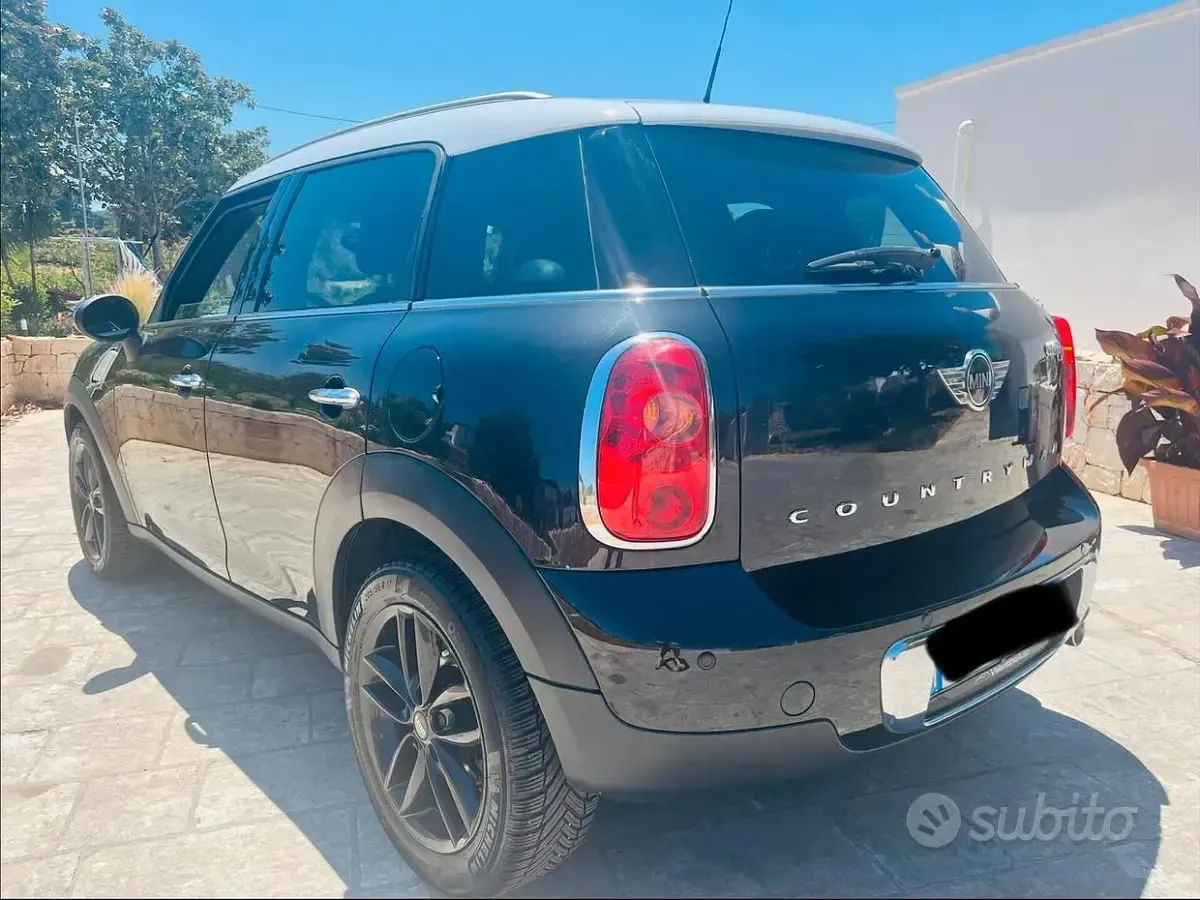 Usata Mini Cooper Countryman 111 CV (81 kW) 2016 Nero SUV