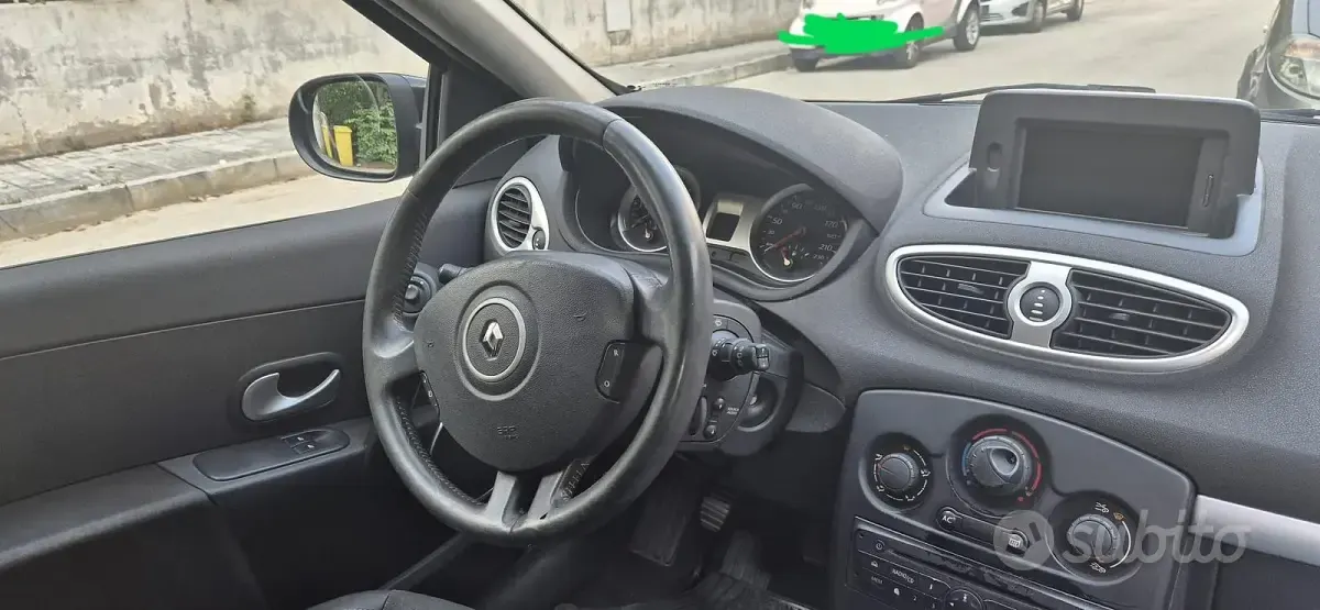 Usata Renault Clio 90 CV (66 kW) 2009 Nero