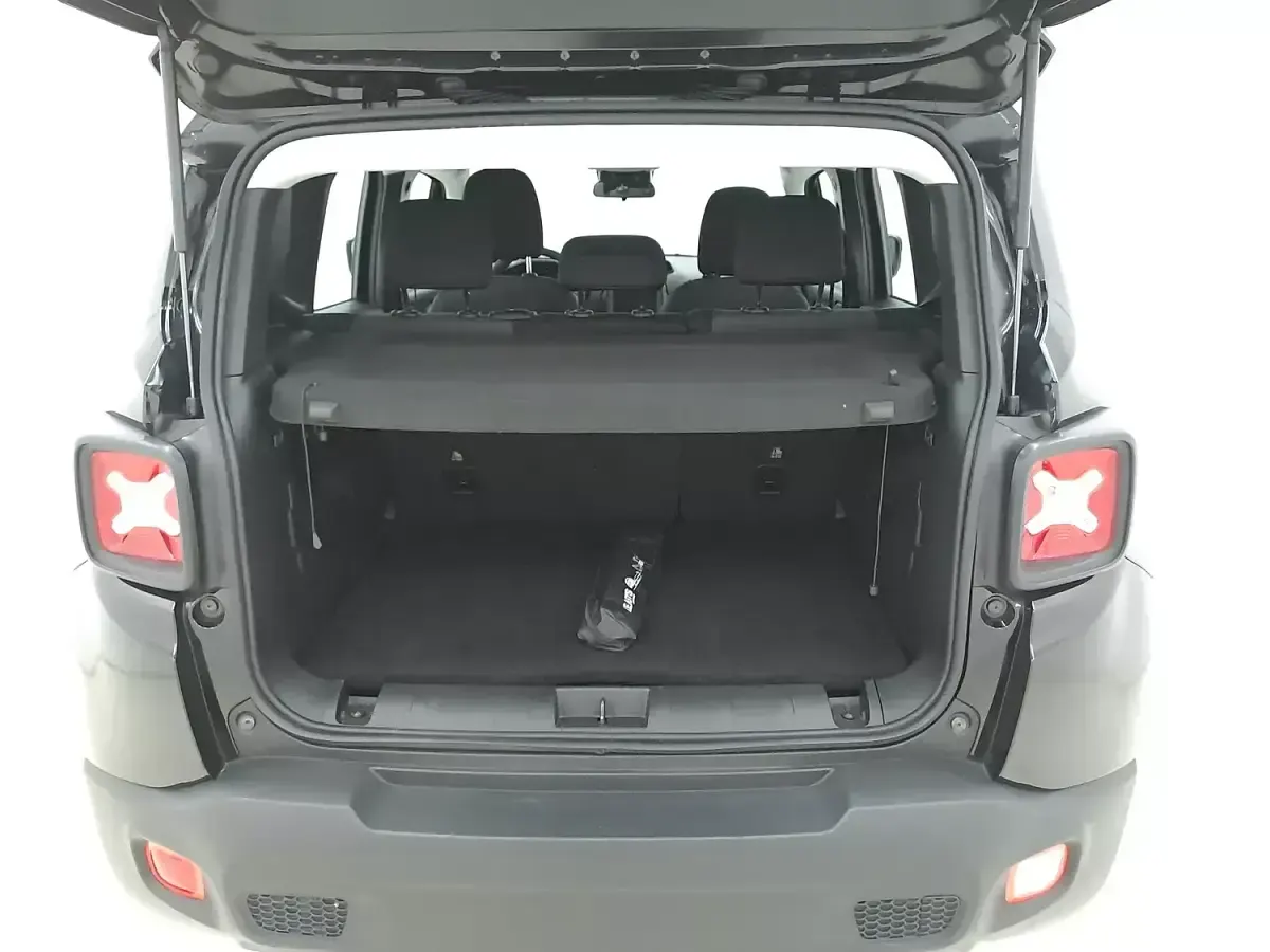 Usata Jeep Renegade Limited 130 CV (95 kW) 2022 Neronero SUV