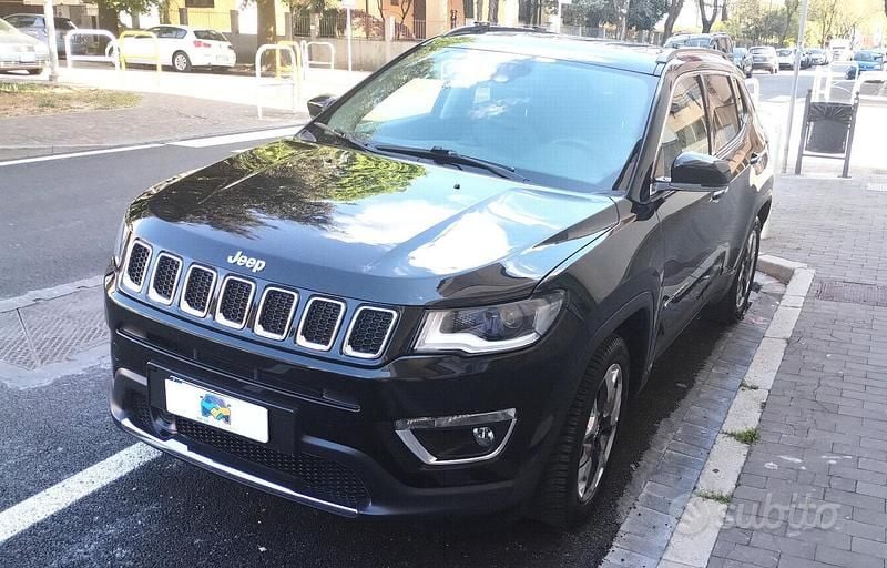 Usata Jeep Compass Limited 120 CV (88 kW) 2020 Nero SUV