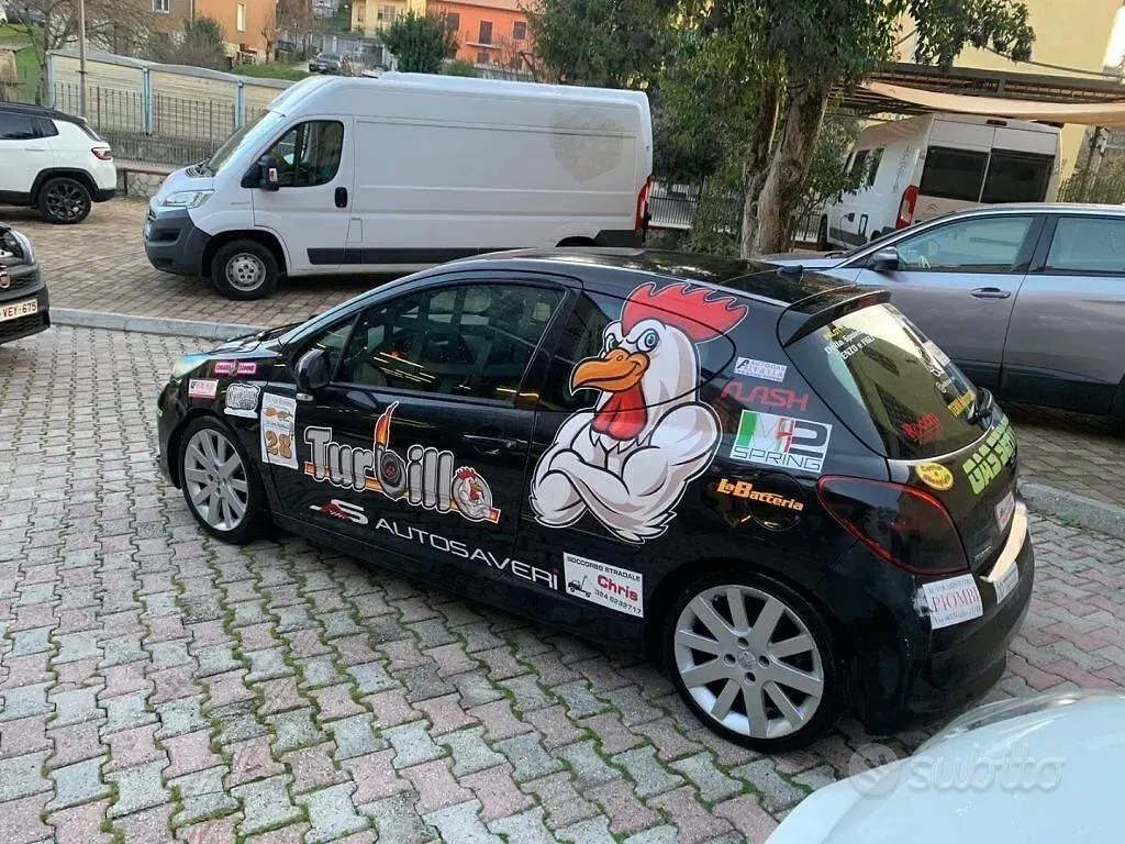 Usata Peugeot 207 150 CV (110 kW) 2006 Nero Utilitaria
