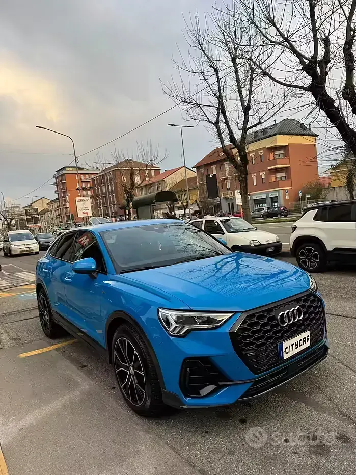 Usata Audi Q3 Sportback S-Line 150 CV (110 kW) 2020 Blu SUV