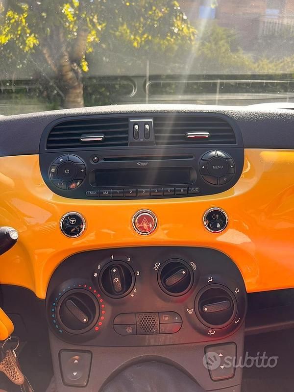 Giallo Usata 2010 Fiat 500 Due volumi | 2700 € (Buon prezzo) - Immagine 1/4