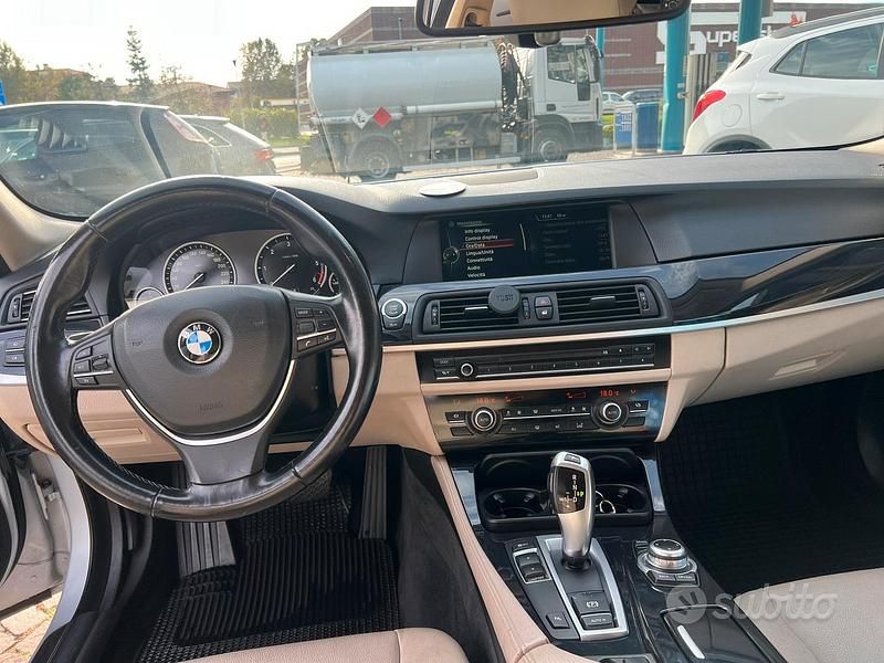 Usata BMW 520 184 CV (135 kW) 2013 Grigio Station wagon