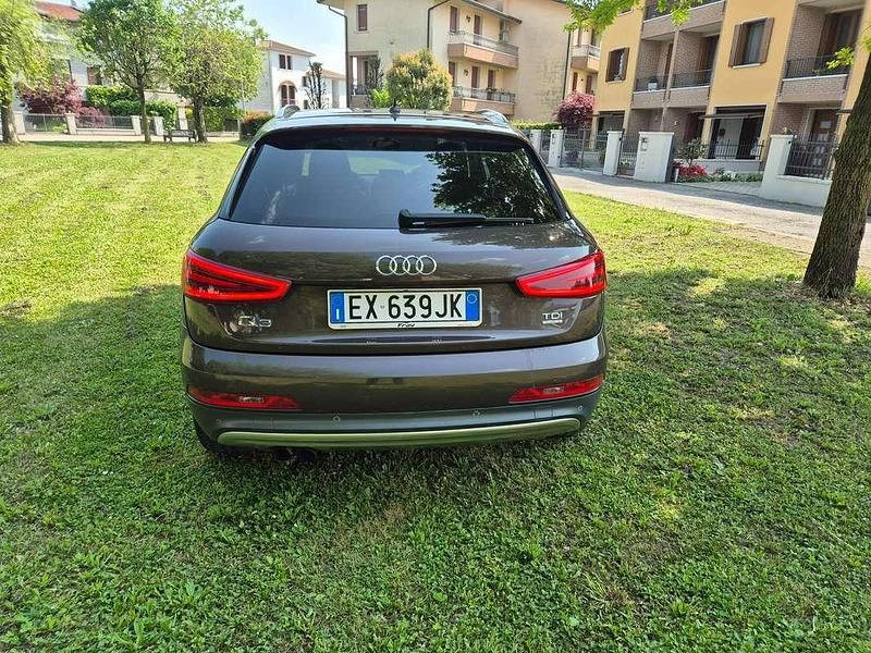 Usata Audi Q3 Advanced Plus 140 CV (102 kW) 2014 Marrone SUV