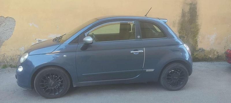 Blu/azzurro Usata 2011 Fiat 500 Sport Due volumi | 5000 € (Buon prezzo) - Immagine 1/4