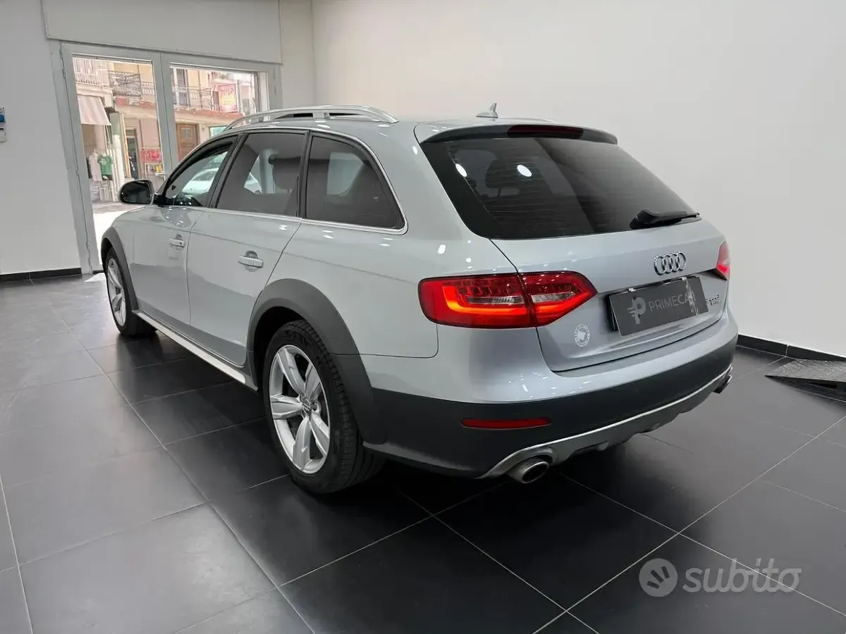 Usata Audi A4 Allroad Exclusive 211 CV (155 kW) 2012 Grigio Station wagon